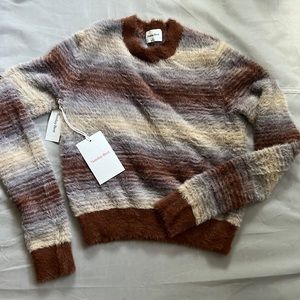 Aritzia Sunday Best kitten crew neck sweater